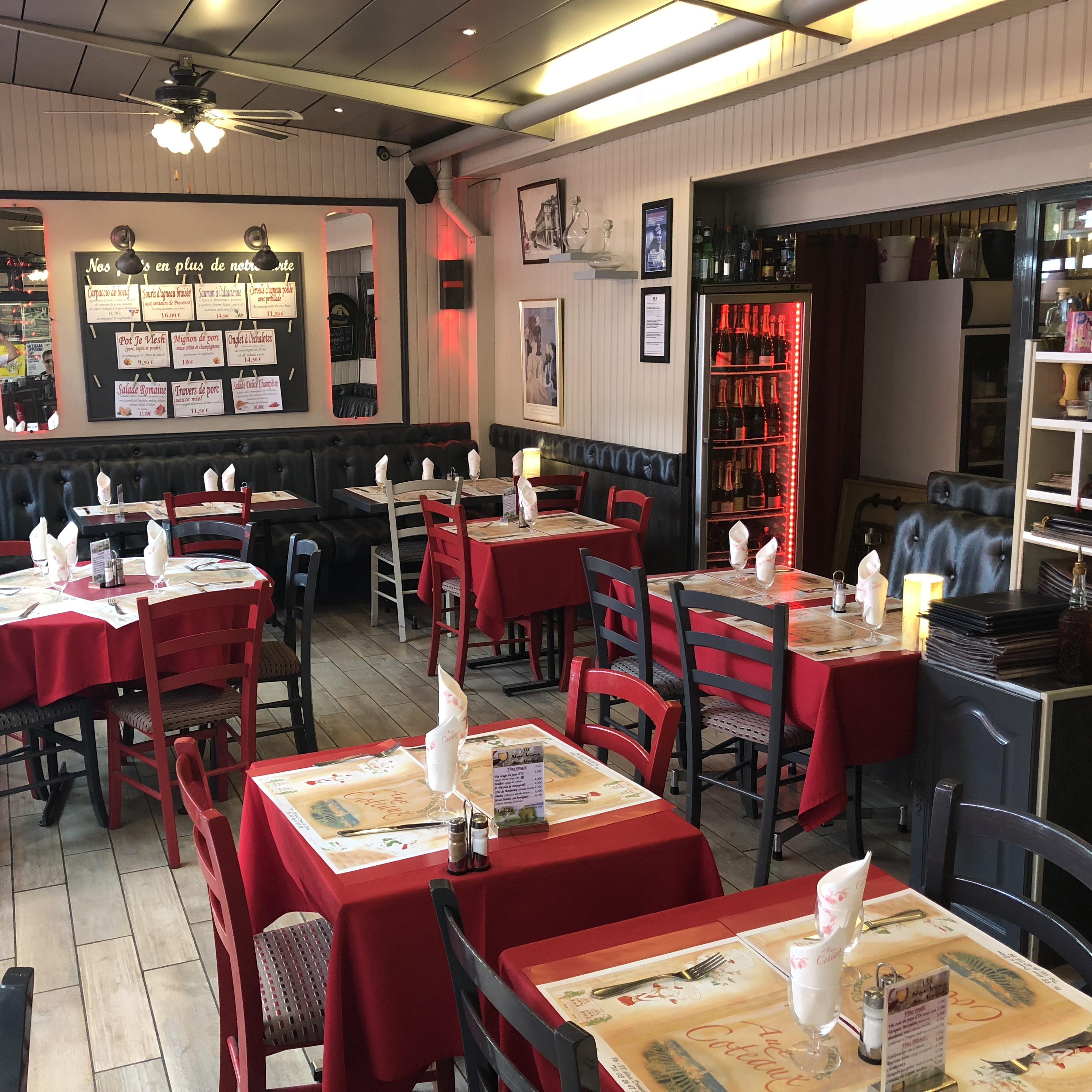 Présentation du restaurant Aux Coteaux